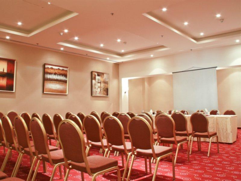 Grand Palace Hotel Amman Dış mekan fotoğraf